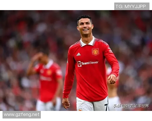 全球著名足球明星及其精彩瞬间的图片展示与介绍